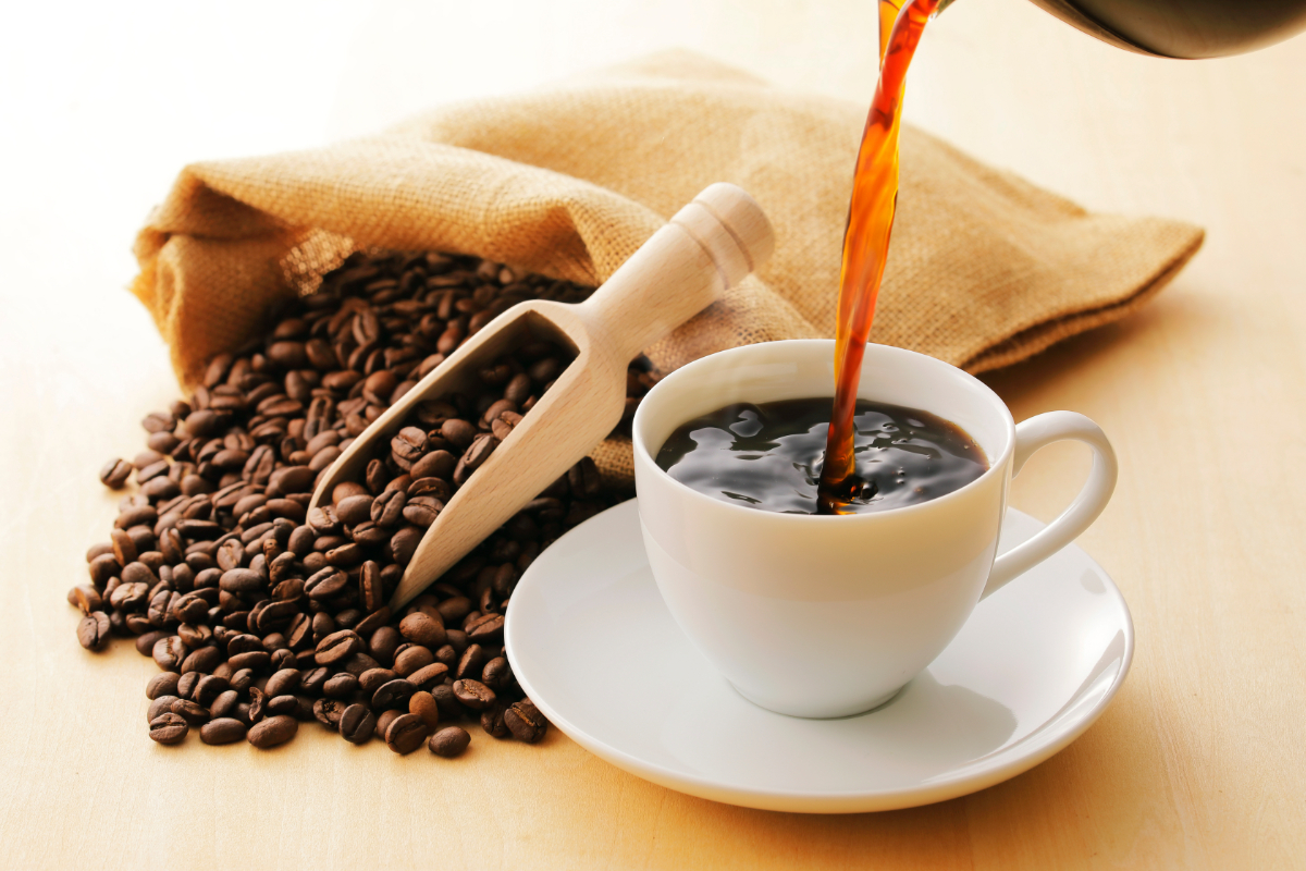 歯が黒くなる虫歯以外の原因であるコーヒー