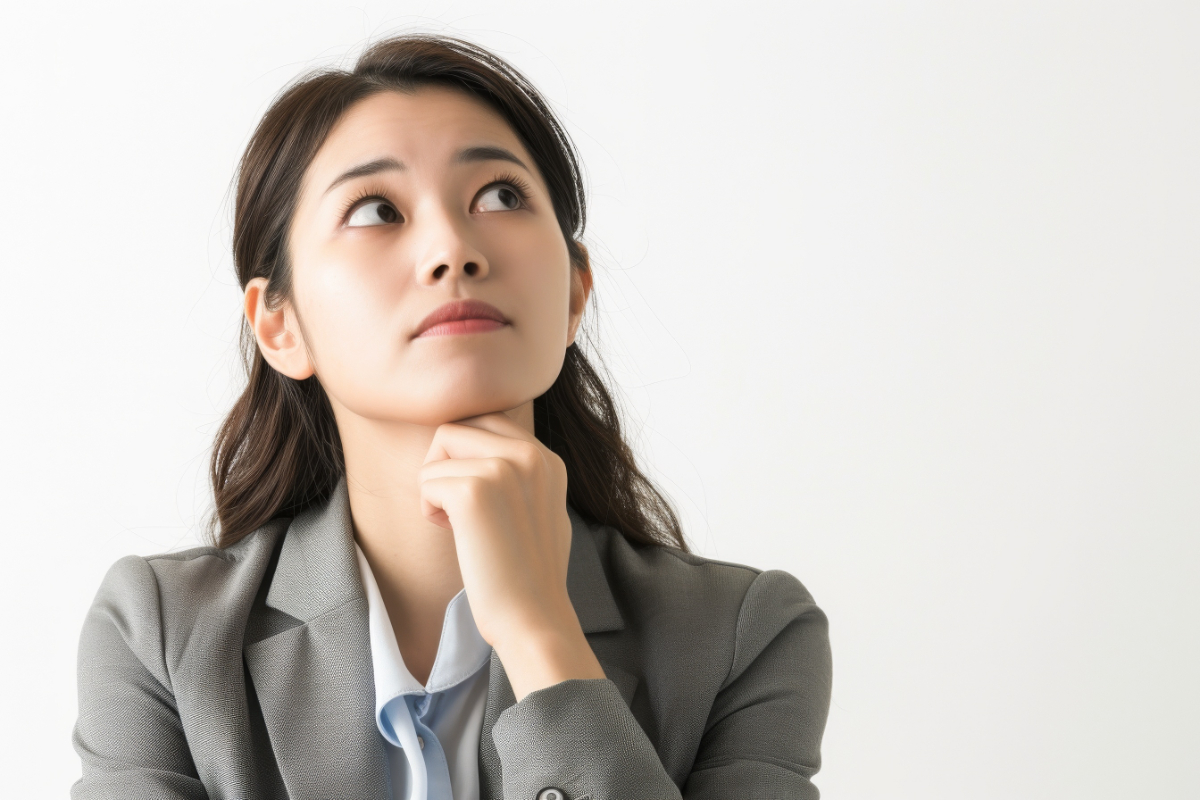 出っ歯はマウスピース矯正で治せるのかを考えている人
